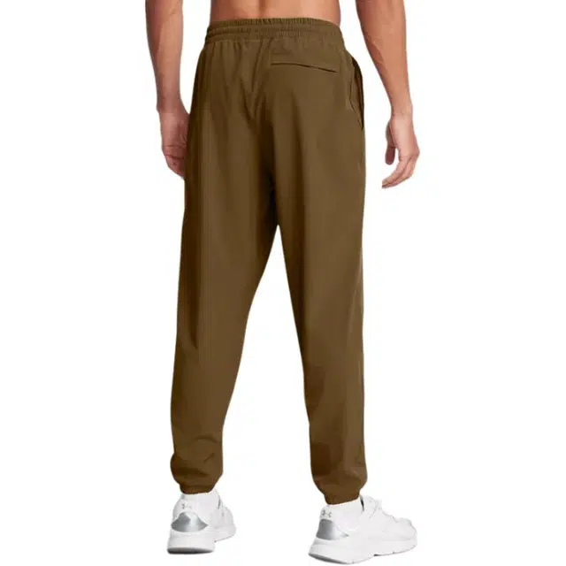 Under Armour WOVEN Vibe