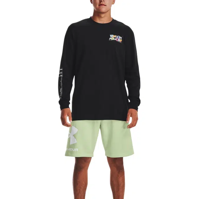 Under Armour T