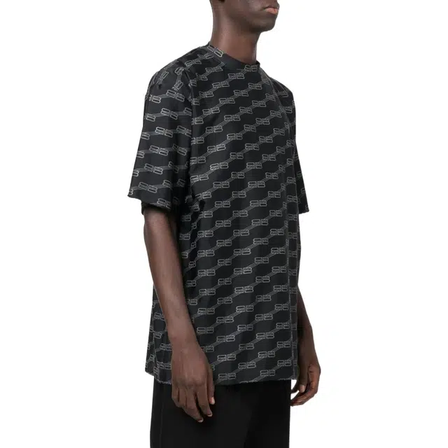 Balenciaga SS23 T