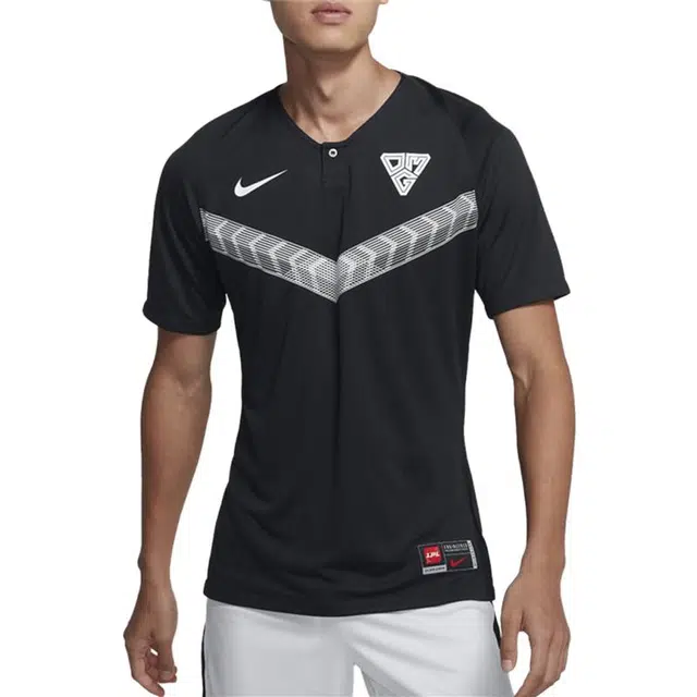 Nike VT