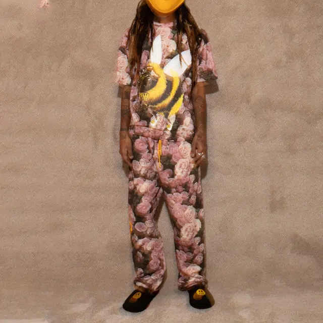 Drew House SS22 bizzy-ss-tee-roses T