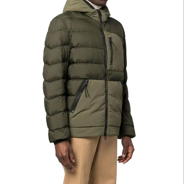 WOOLRICH