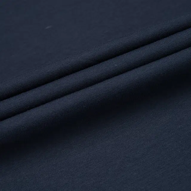 EMPORIO ARMANI SS24 T 2