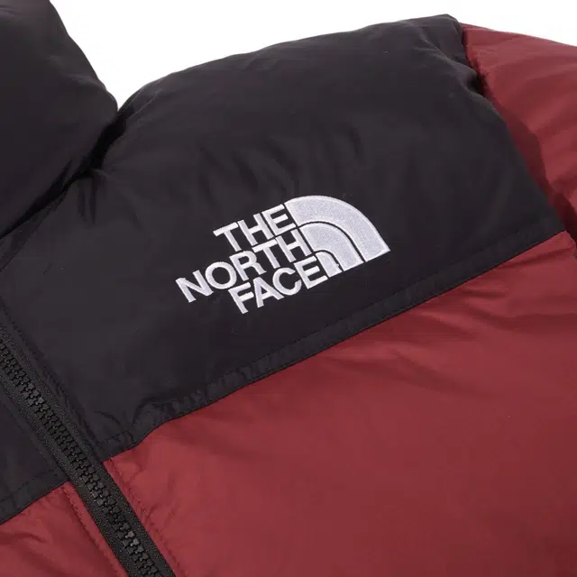 The North Face Logo Print Zip Hoodie Jacket Red