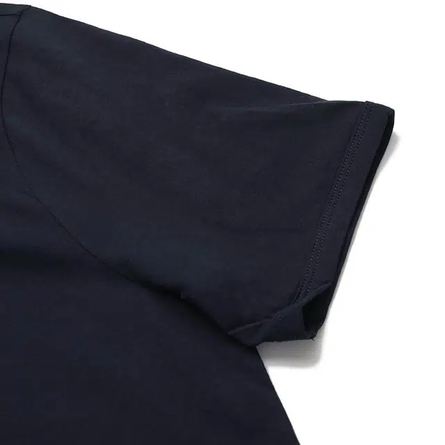 ARMANI EXCHANGE SS22 LogoT