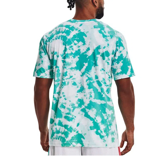 Under Armour T
