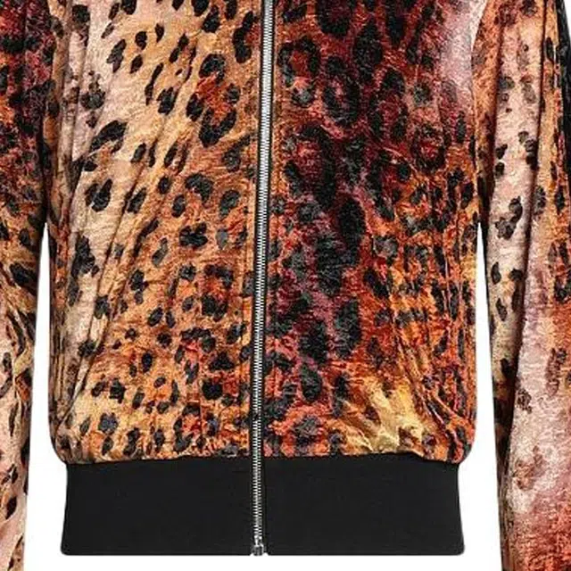 VERSACE