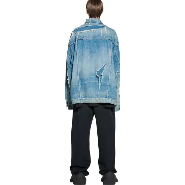 Balenciaga SS23