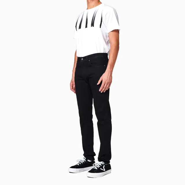Levis