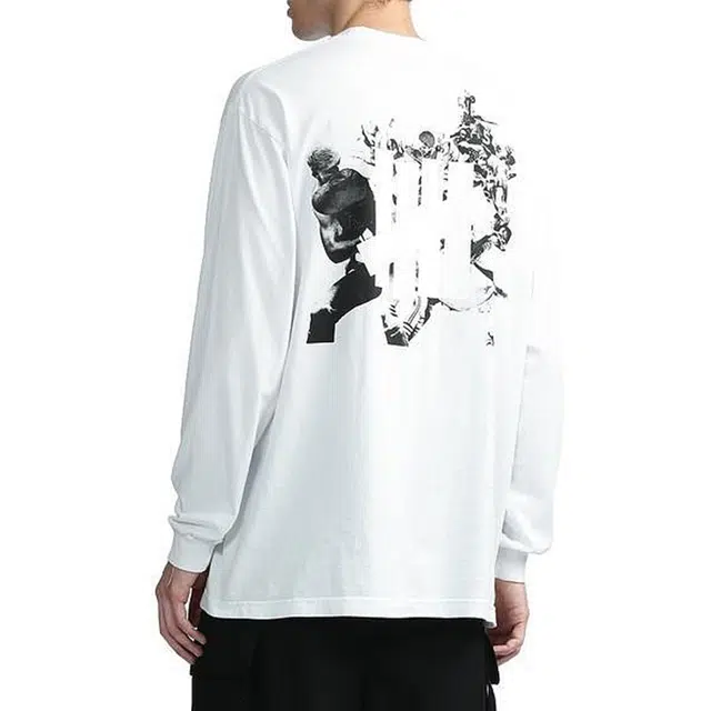 UNDEFEATED T