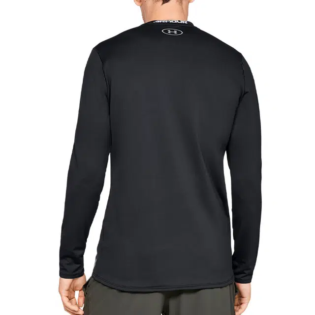 Under Armour T