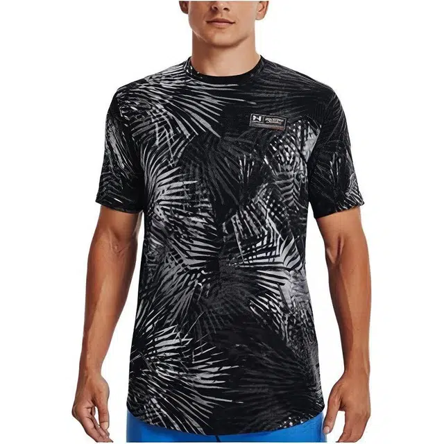Under Armour T