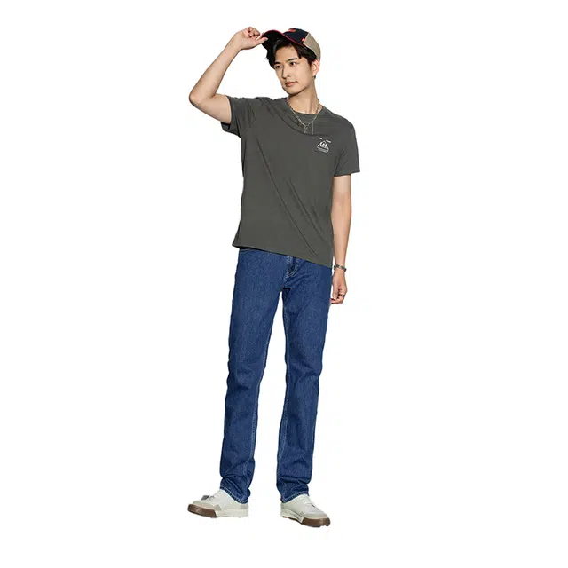 Lee FW22 logoT