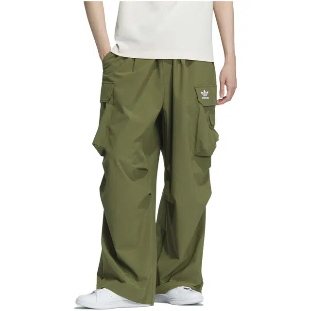 adidas originals Cargo Pants Logo