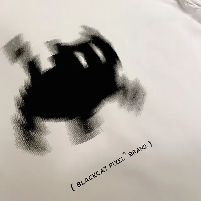 Black cat Pixel T