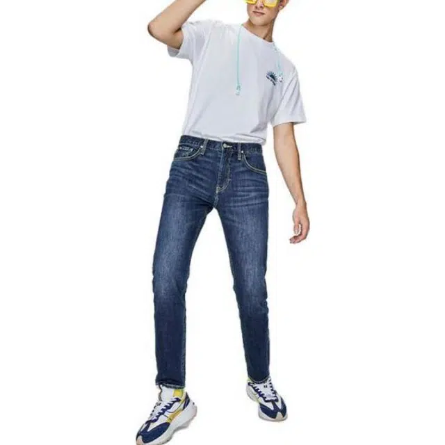 Lee