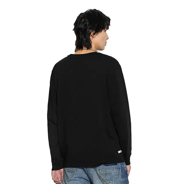 Lee FW22 T