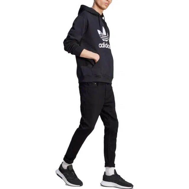 adidas originals Logo