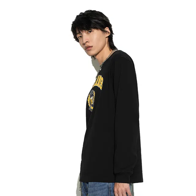 Lee FW22 T