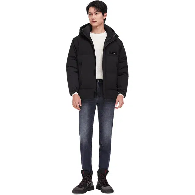 九牧王男裤专家 字母图案立领连帽短款羽绒服 男款