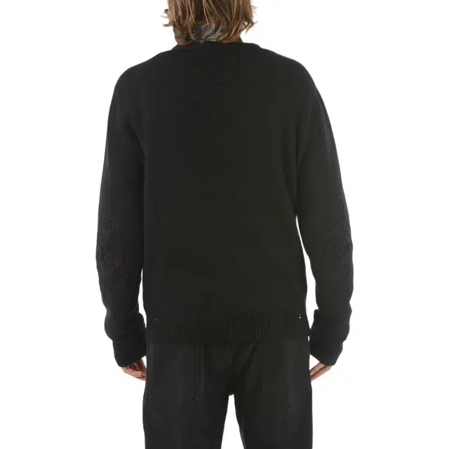 AMIRI V