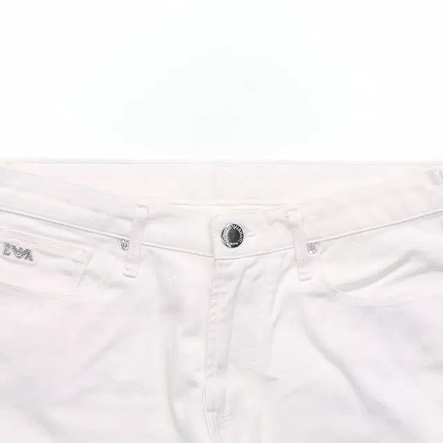 EMPORIO ARMANI SS22 Logo