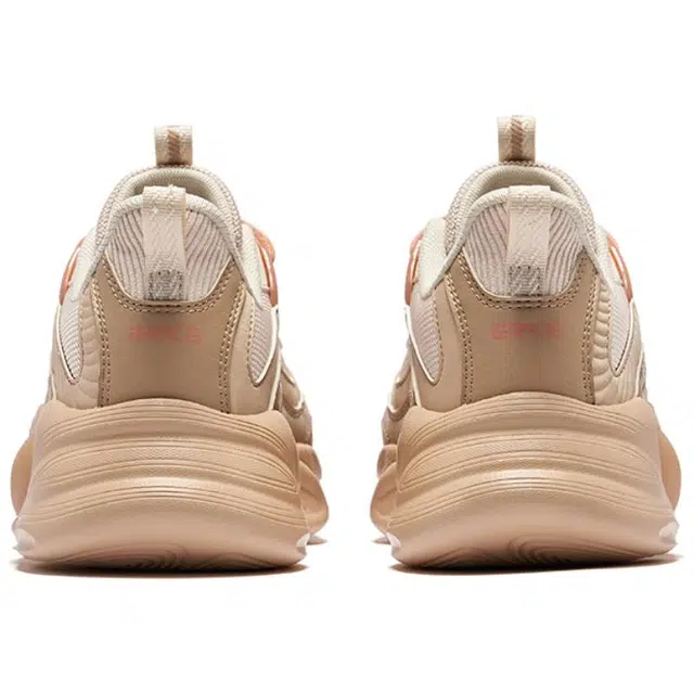 鸿星尔克 未央 秋冬版 复古潮流厚底 增高 低帮 生活休闲鞋 女款 蛋奶灰奶茶棕