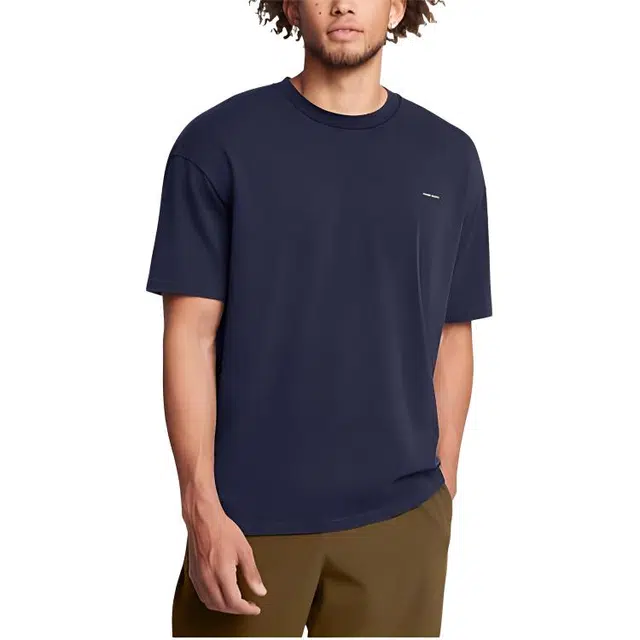 Under Armour T