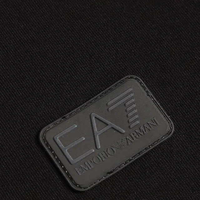 EMPORIO ARMANI EA7