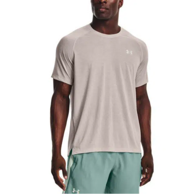 Under Armour T