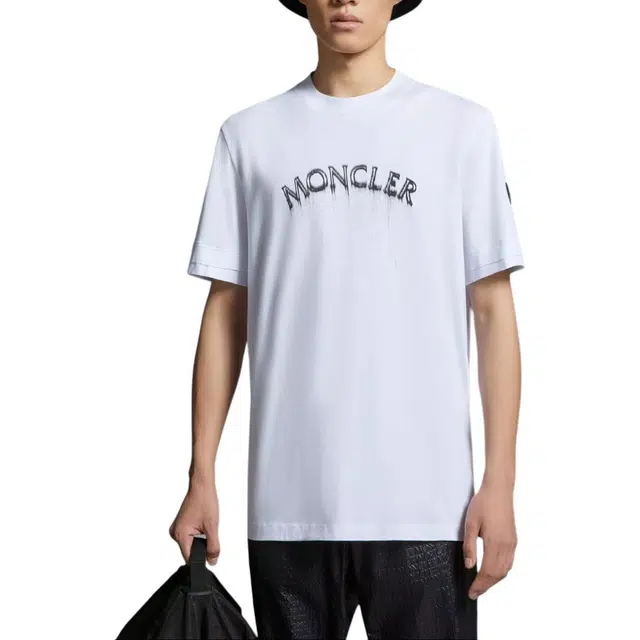 Moncler T