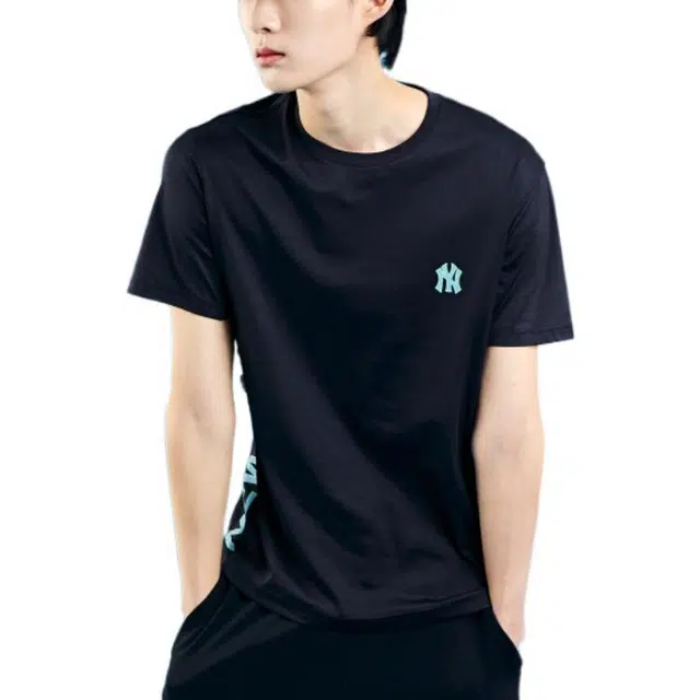 MLB T
