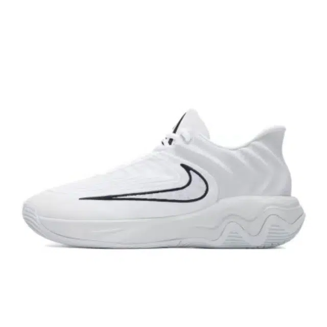Nike Giannis Immortality 4