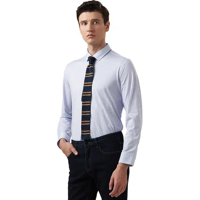 依文 修身高级感尖领长袖衬衫 男款 浅兰色小格子