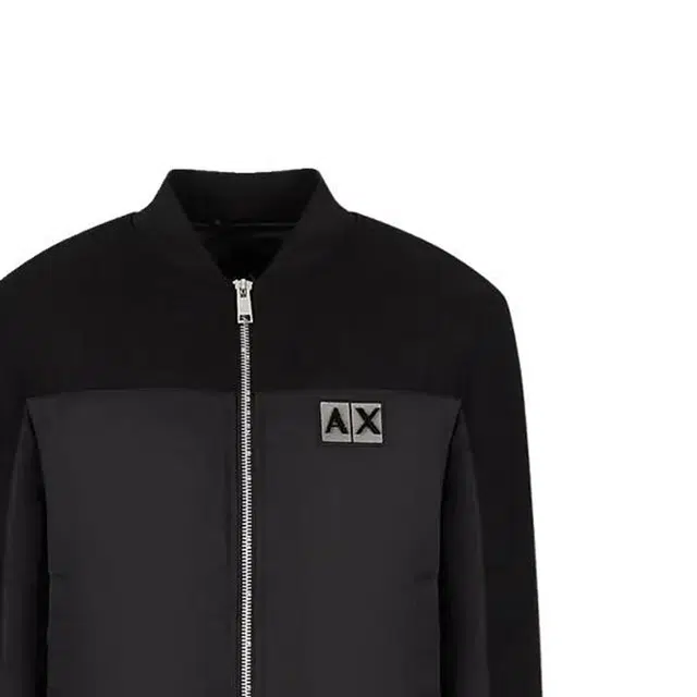 EMPORIO ARMANI FW22 Logo