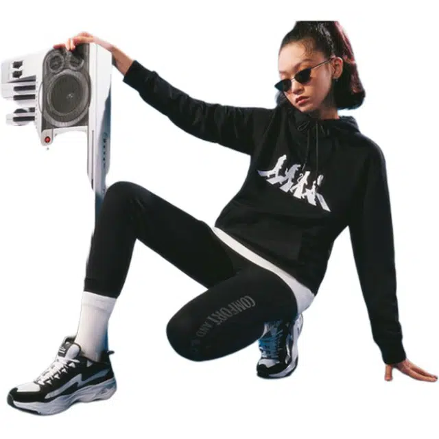 Skechers
