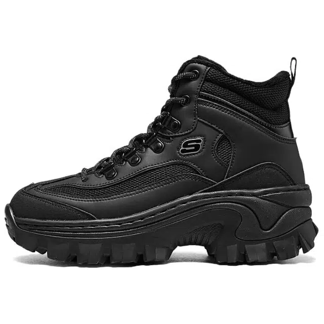 Skechers Street