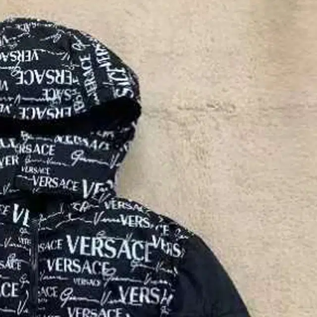VERSACE