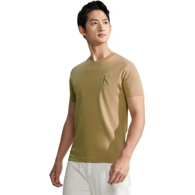 CKCalvin Klein T