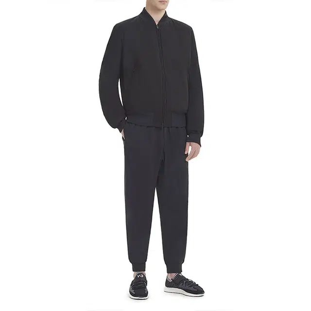 Y-3 bomber