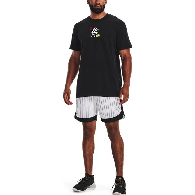 Under Armour logo T