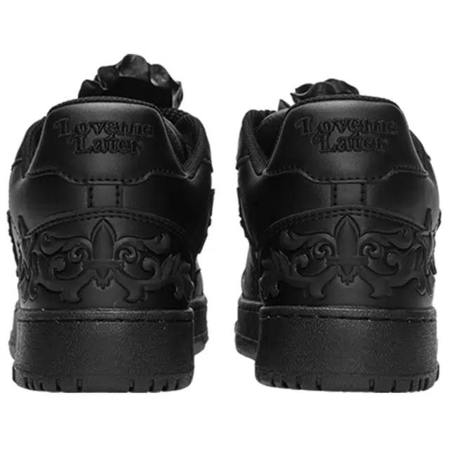 Love me later x KAALIXTO Embossed rose