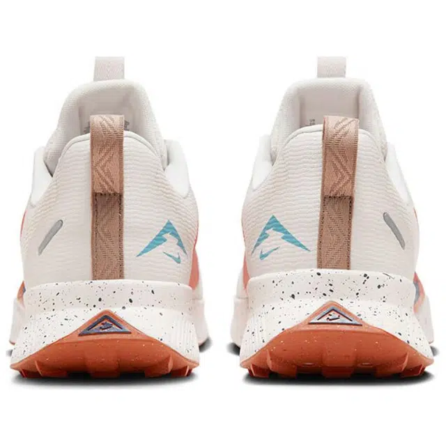 Nike Juniper Trail 3