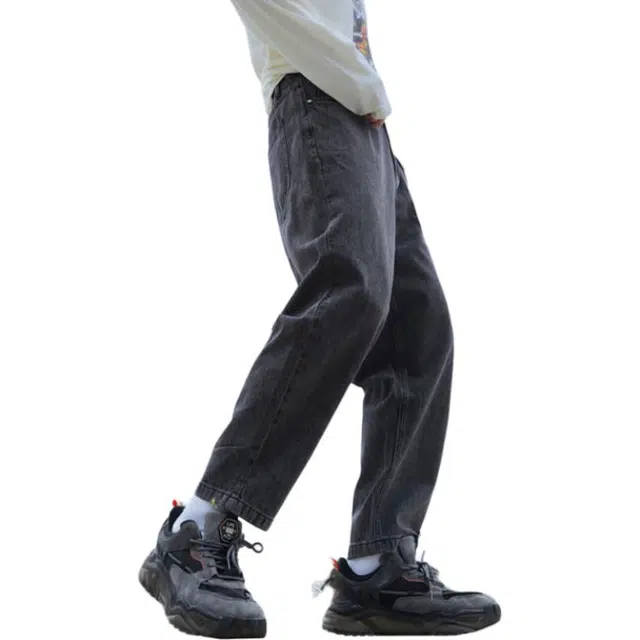 美特斯邦威 简约宽松休闲纯棉牛仔裤 男款
