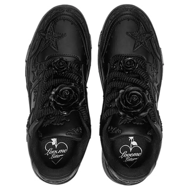 Love me later x KAALIXTO Embossed rose
