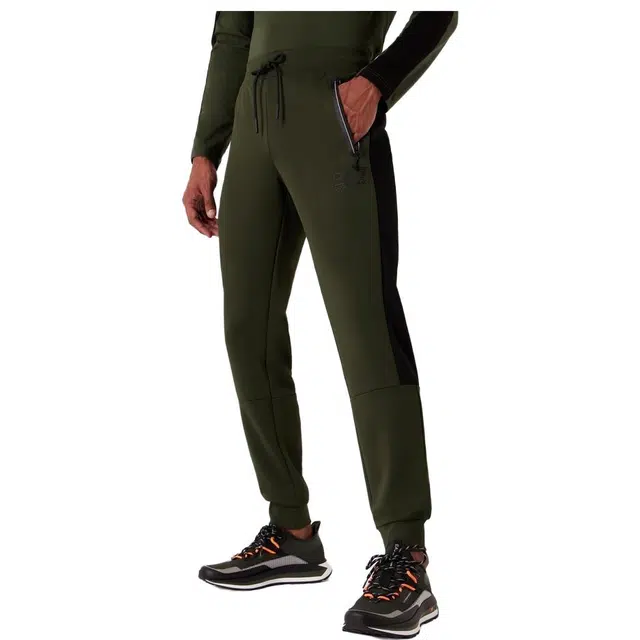 EMPORIO ARMANI FW23 EA7