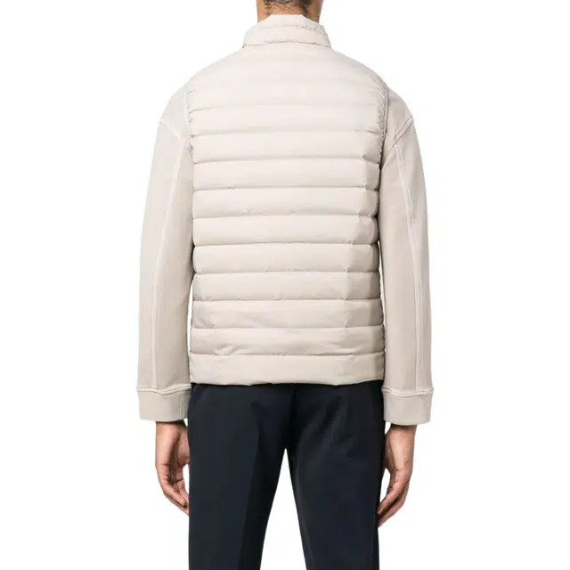 EMPORIO ARMANI SS23 Logo