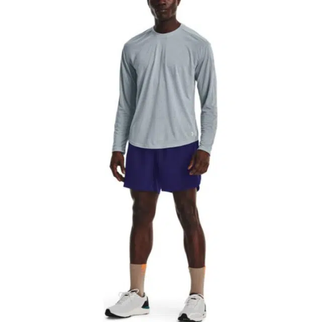 Under Armour T