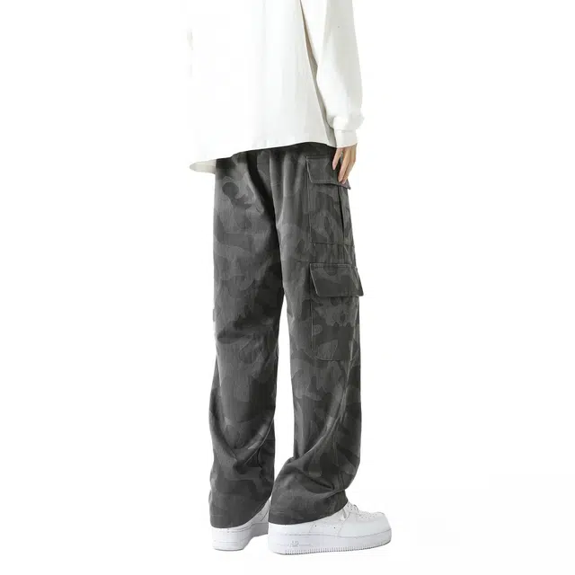 URBAN AUTHENTIC