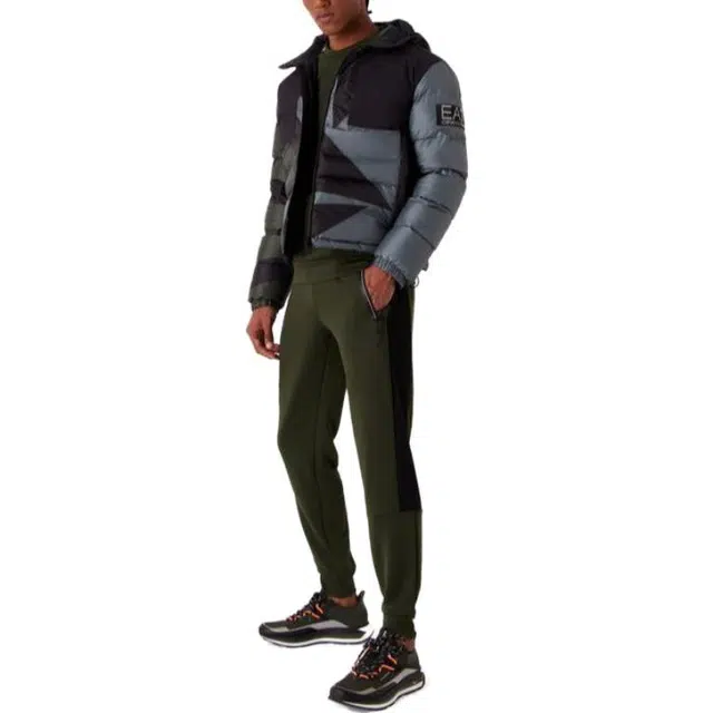 EMPORIO ARMANI FW23 EA7